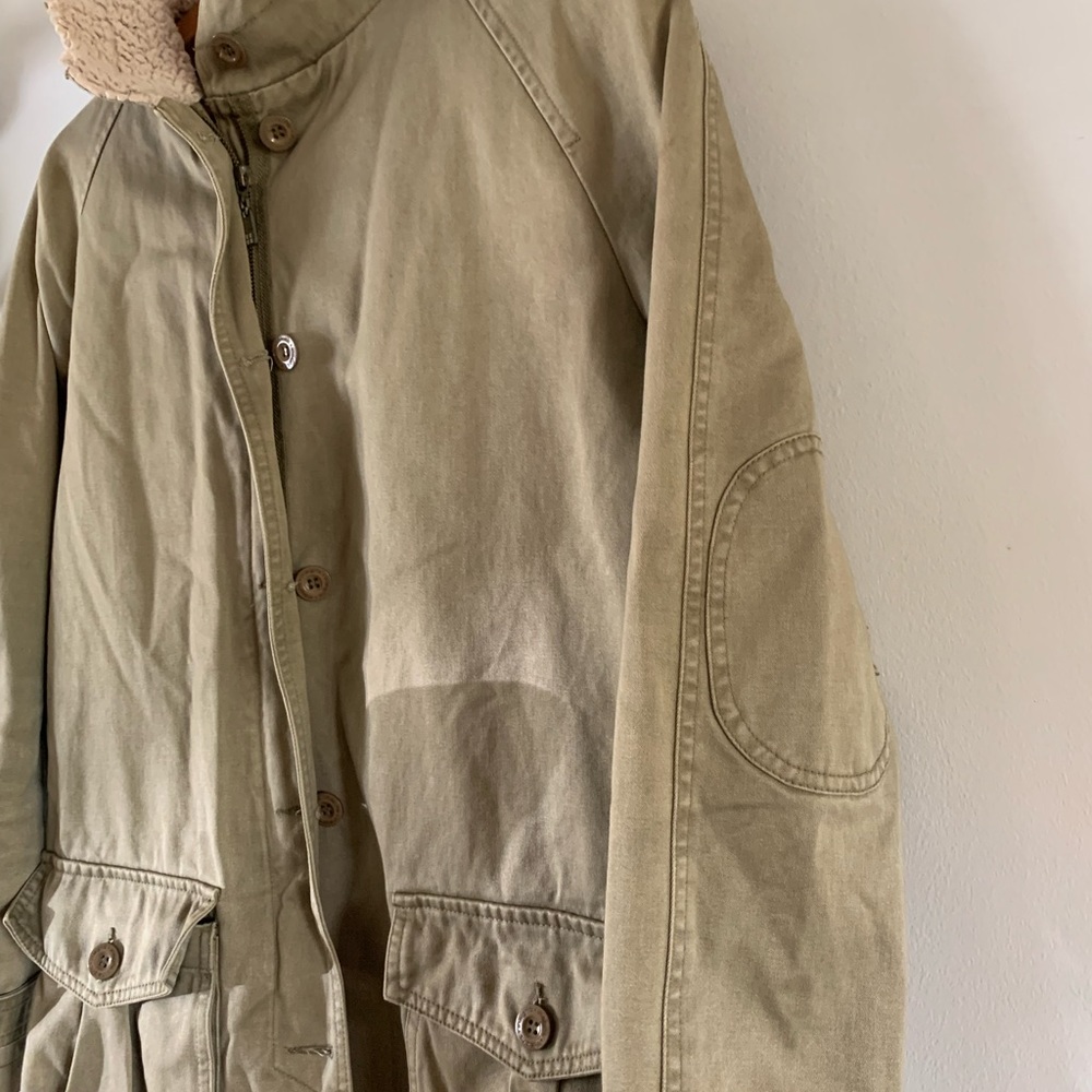 Woman’s Insight Jacket 🧥 - Picture 2 of 6